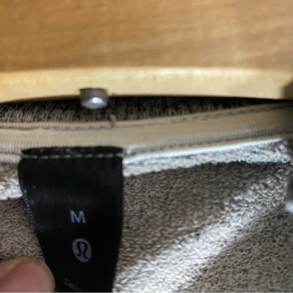 Lululemon Engineered Warmth Half Zip M Preppy Casual Light Gray Wool Blend Shirt - Picture 3 of 7